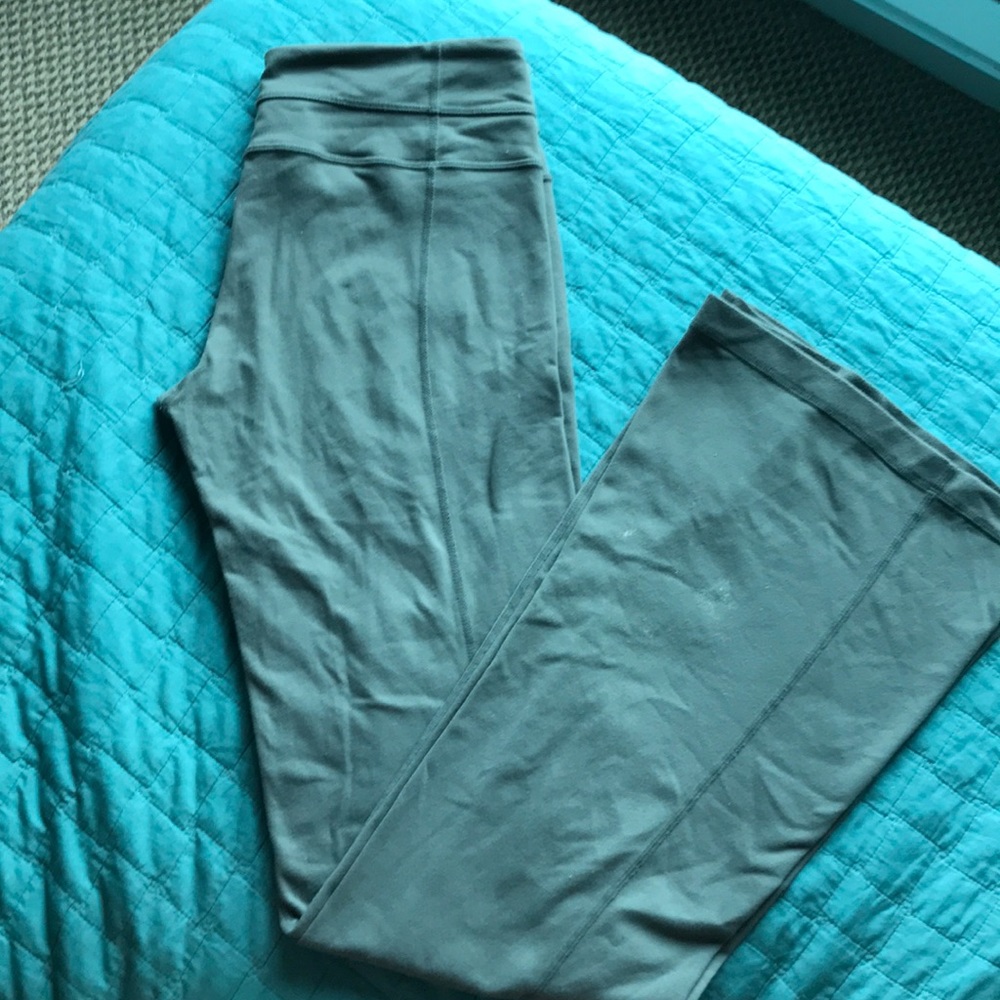 Lululemon pants